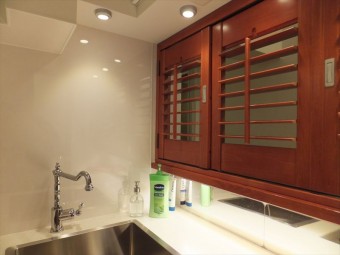 イケアの部材をスペースにあわせてキッチン造作 イケアの部材をスペースにあわせてキッチン造作